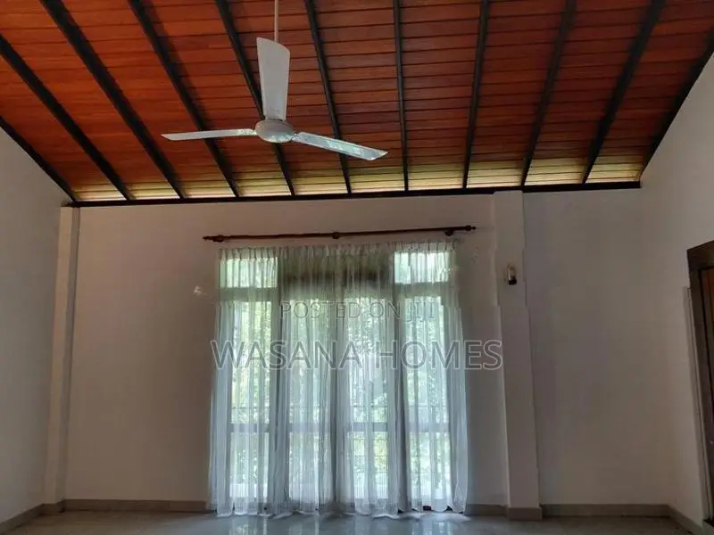 House for Sale Borelesgamuwa