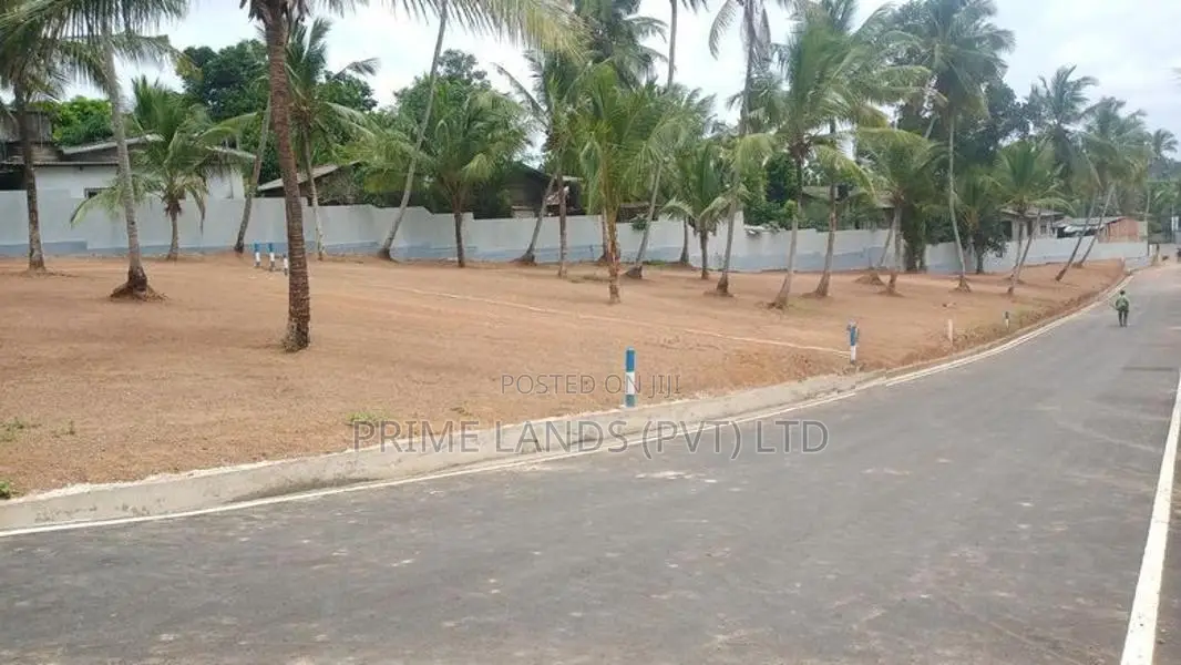 ජා ඇළ - කඳාන හොදම ඉඩම පර්චස් 7