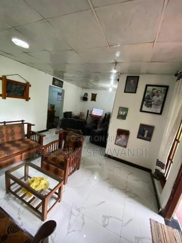 House for Sale in Passara