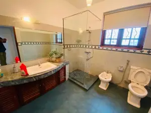 Furnished Solar Electricity Luxury House Sale Nugegoda Kohuwala