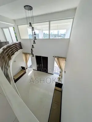 Luxury Multi-Storey Residence for Sale Halgahadeniya