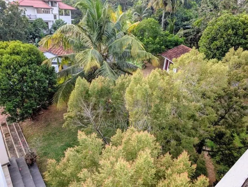 Luxury Multi-Storey Residence for Sale Halgahadeniya