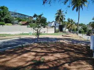 මාලඹේ අරංගල හන්දියෙන් බිම් කොටස් විකිණීමට