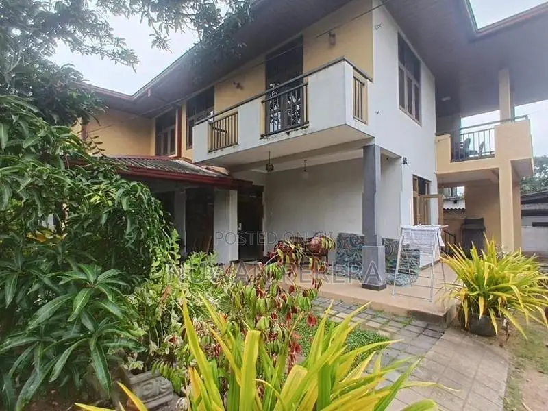 Piliyandala Suwarapala 15 perch house for sale .