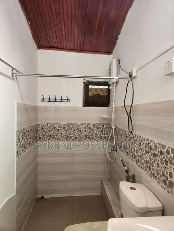 House for Sale in Richmond Hill, Hanthana