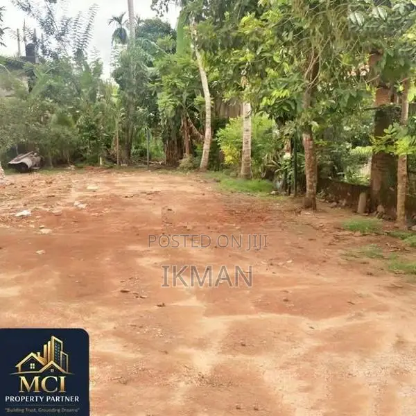 Land for Sale (ගනේමුල්ල පාරට මායිම්ව)