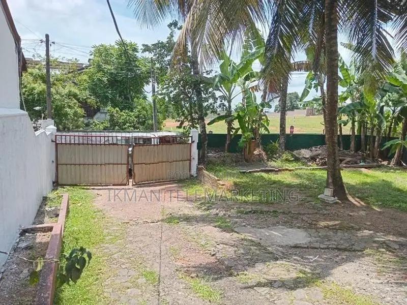 Land With House for sale – Malabe, Arangala