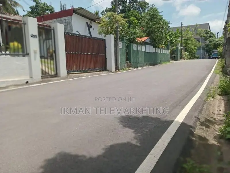 Land With House for sale – Malabe, Arangala