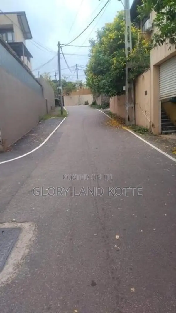 2 Story House for Rent in Nugegoda