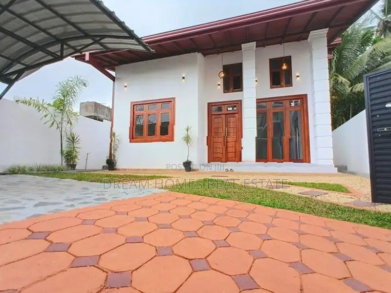 Brand New 2 Story House for Sale Kesbewa