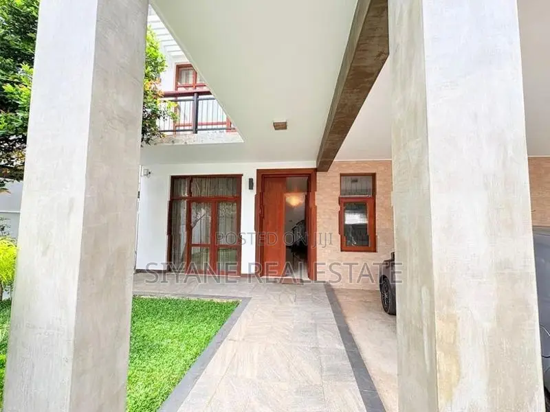 Luxury House Sale in Battaramulla
