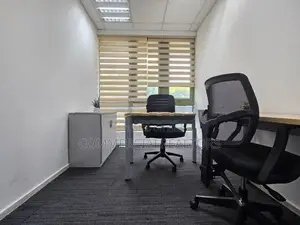 Private 02-Seat Serviced Office for Rent in Colombo 04