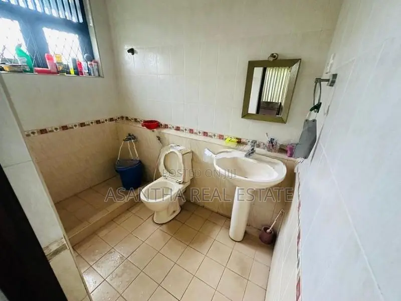 03 Bed 02 Bath Upstair Unit for rent at Agulana Moratuwa