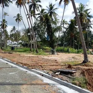 කුරුණෑගල පුත්තලම් පාරෙන් ඉඩමක් විකිණීමට