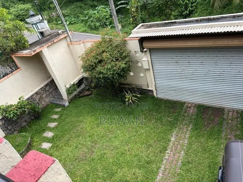Semi Furnished Two Story Modern House for Long Term Rent Kaduwela