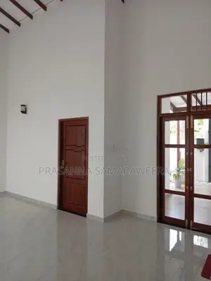 Brand New Modern super luxury piliyandala