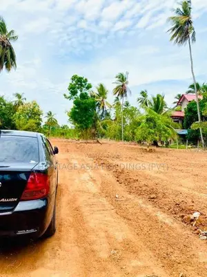 අනුරාධපුරේන් පර්චස් 10 සින්නක්කර බිම් කොටස්