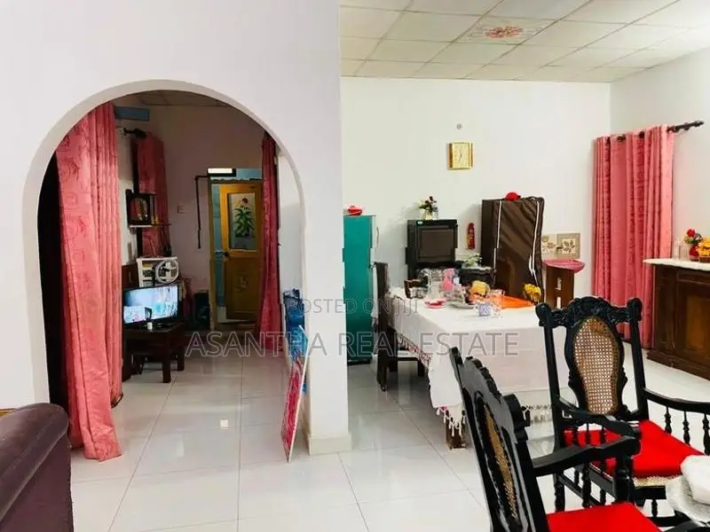 10 P With Single Story House Sale At Ambagahapura Maharagama