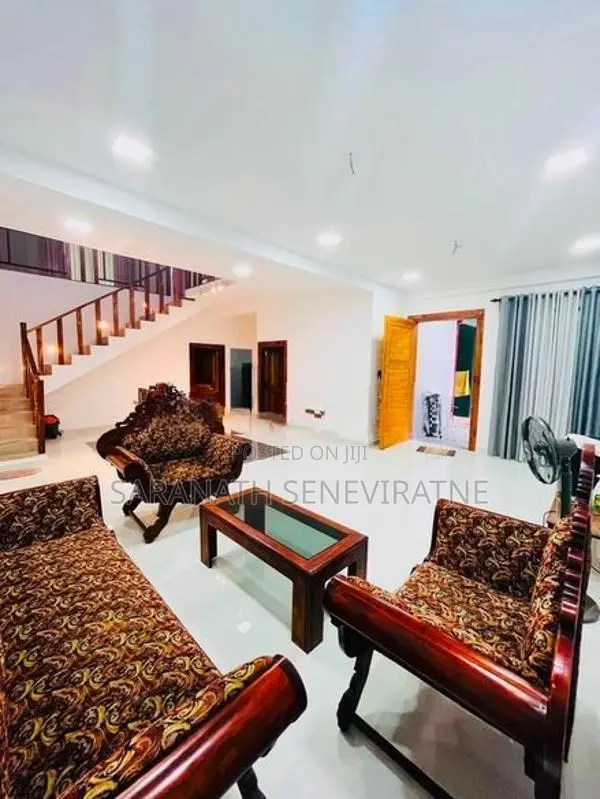 Five Bedrooms House for Sale in Malabe