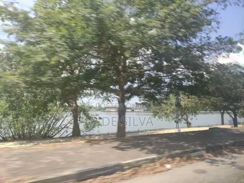 11.75 Perches Prime Land for Sale – New Hospital Road, Thalapathpitiya