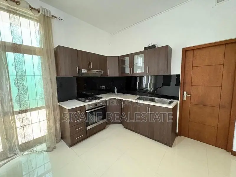 Luxury House Sale in Battaramulla