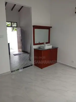Brand New Modern super luxury piliyandala