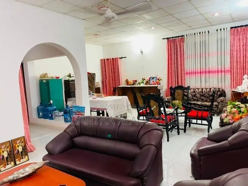 10 P With Single Story House Sale At Ambagahapura Maharagama