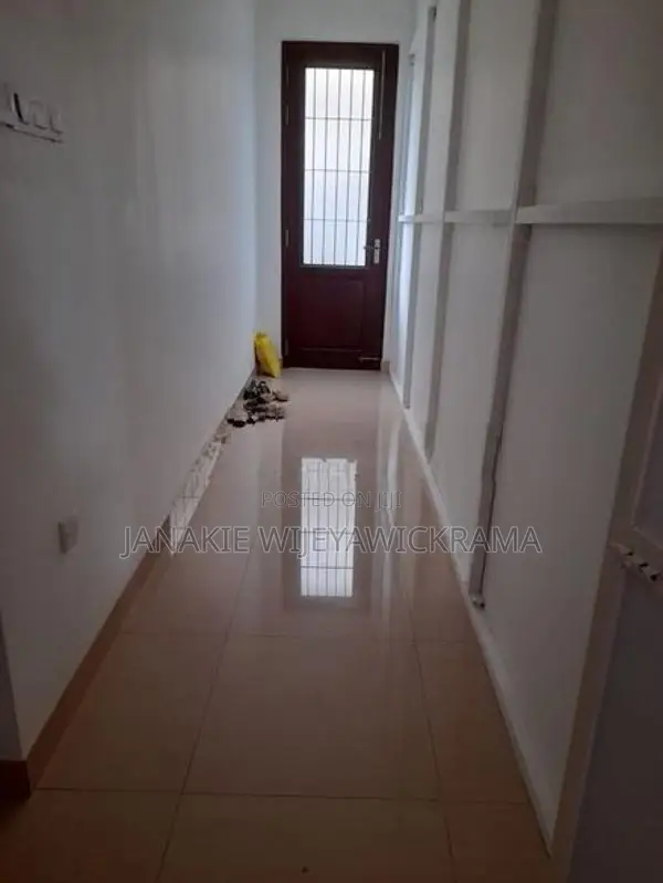 Shared Room for Rent - Ladies in Boralesgamuwa