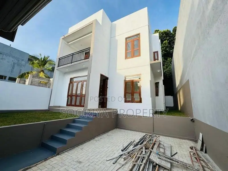 Architectural Designed Brand New Luxury House for Sale - Piliyandala