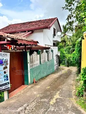 Valuable Land with House for Sale in Gampaha Yakkala