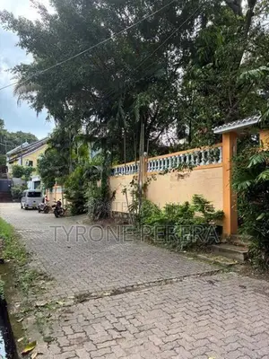Moratuwa, Old Galle Road House for Sale