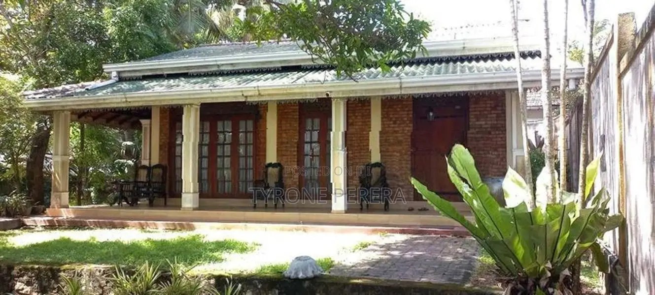 Moratuwa, Old Galle Road House for Sale