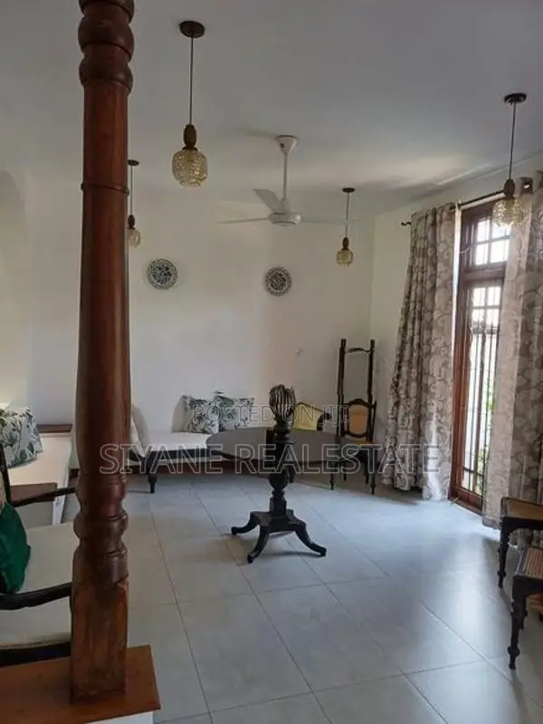 Fully Furnished Luxury Residence for Sale – Kohuwala