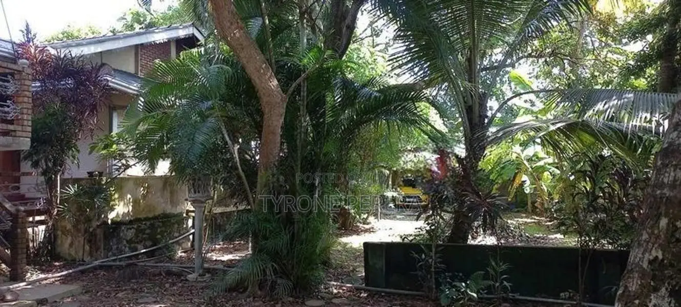Moratuwa, Old Galle Road House for Sale
