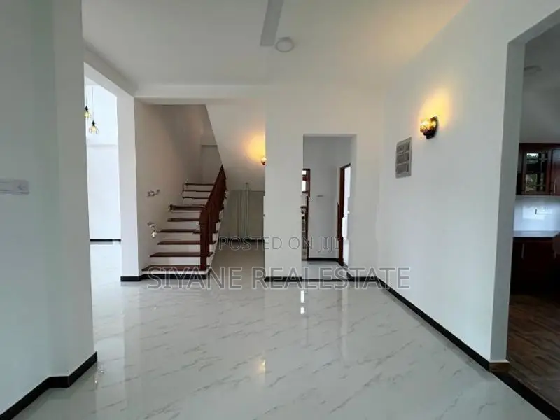 Brand New Modern Luxury House for Sale in Piliyandala