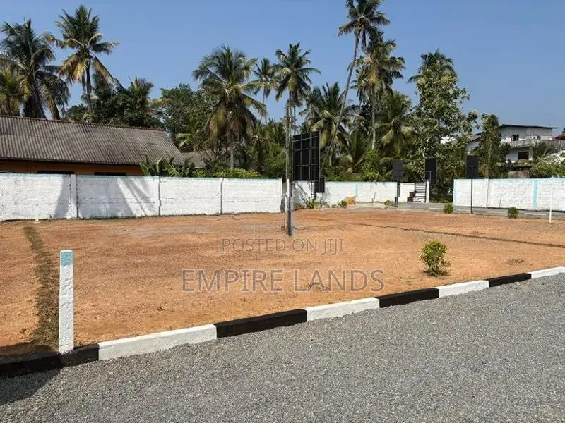 Land Plots for Sale in Balika Niwasa Road Kottawa