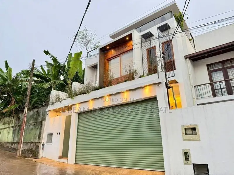 Luxury 5 Bedroom House for Sale – Battaramulla