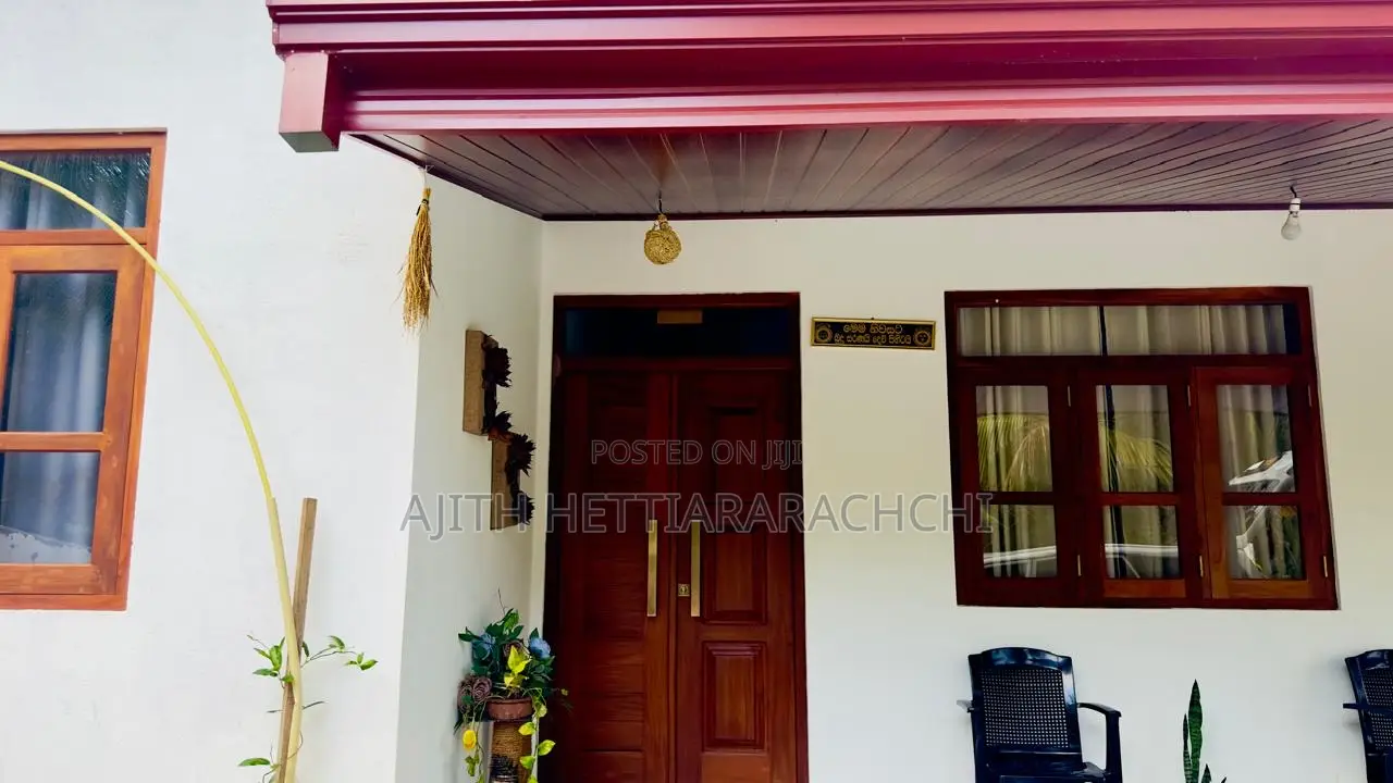 3bdrm House in Padukka for sale