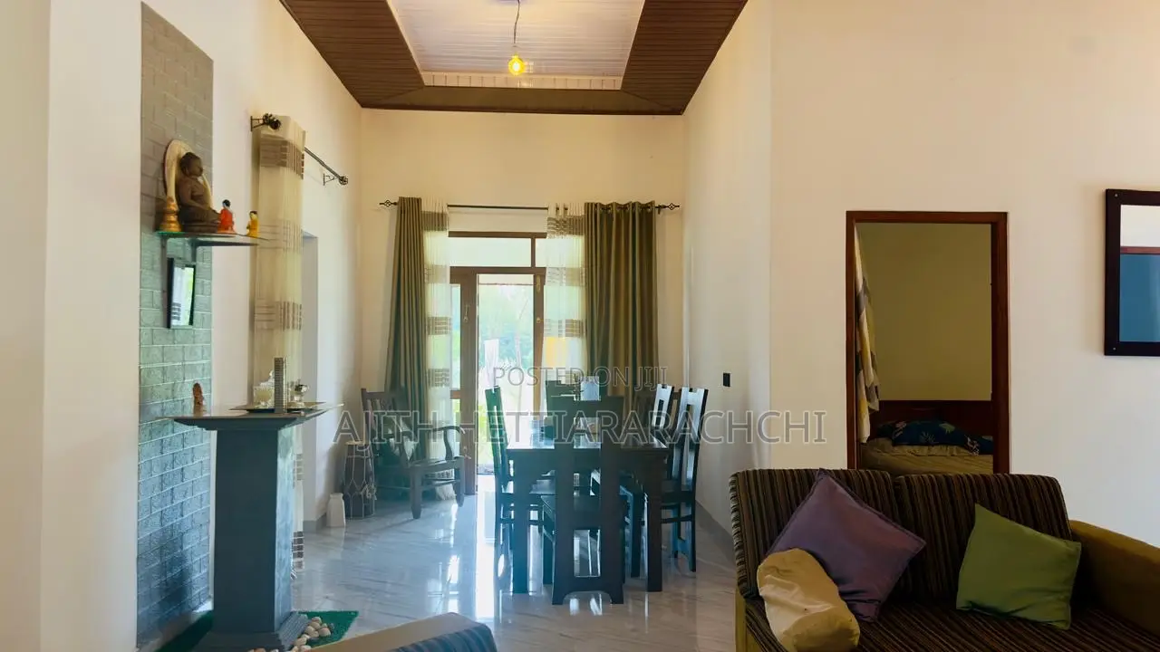 3bdrm House in Padukka for sale