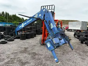 Tadano super Z FX crane 2.60 ton 4 steps.  Remote control for All