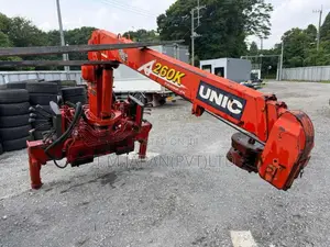 Unic Furukawa Boom 2.6 Ton Hook Lock 3 Steps for All