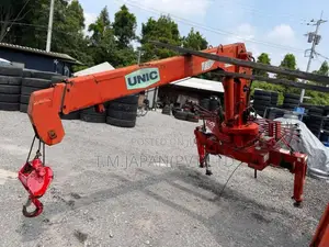 Unic Furukawa crane 2.5ton 3 steps for All