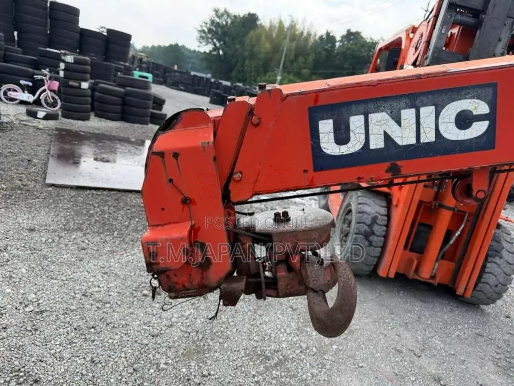 Unic Furukawa Boom 2.6 Ton Hook Lock 3 Steps for All