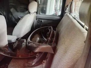Nissan Datsun D22 Reconditioned Body for Pickup