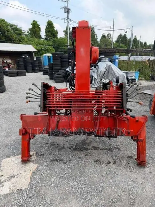 Unic Furukawa Boom 2.6 Ton Hook Lock 3 Steps for All