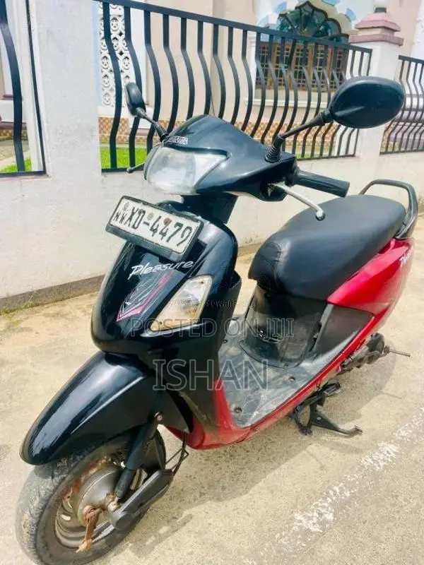 Hero Pleasure 2012 Motorbike (Used)
