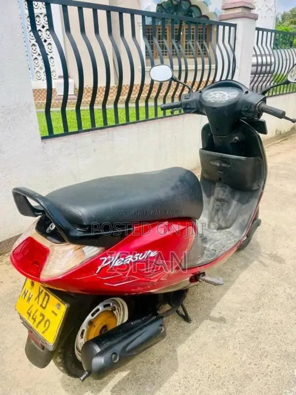 Hero Pleasure 2012 Motorbike (Used)