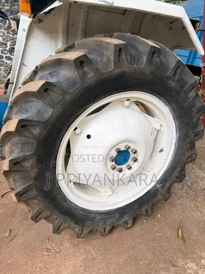 Ford 3600 1982 Tractor (Used)