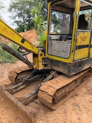Mitsubishi Excavator 1998 Heavy-Duty (Used)