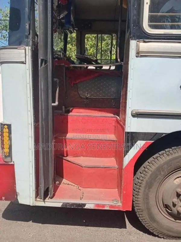 Ashok-Leyland Leyland 2003 Bus (Used)